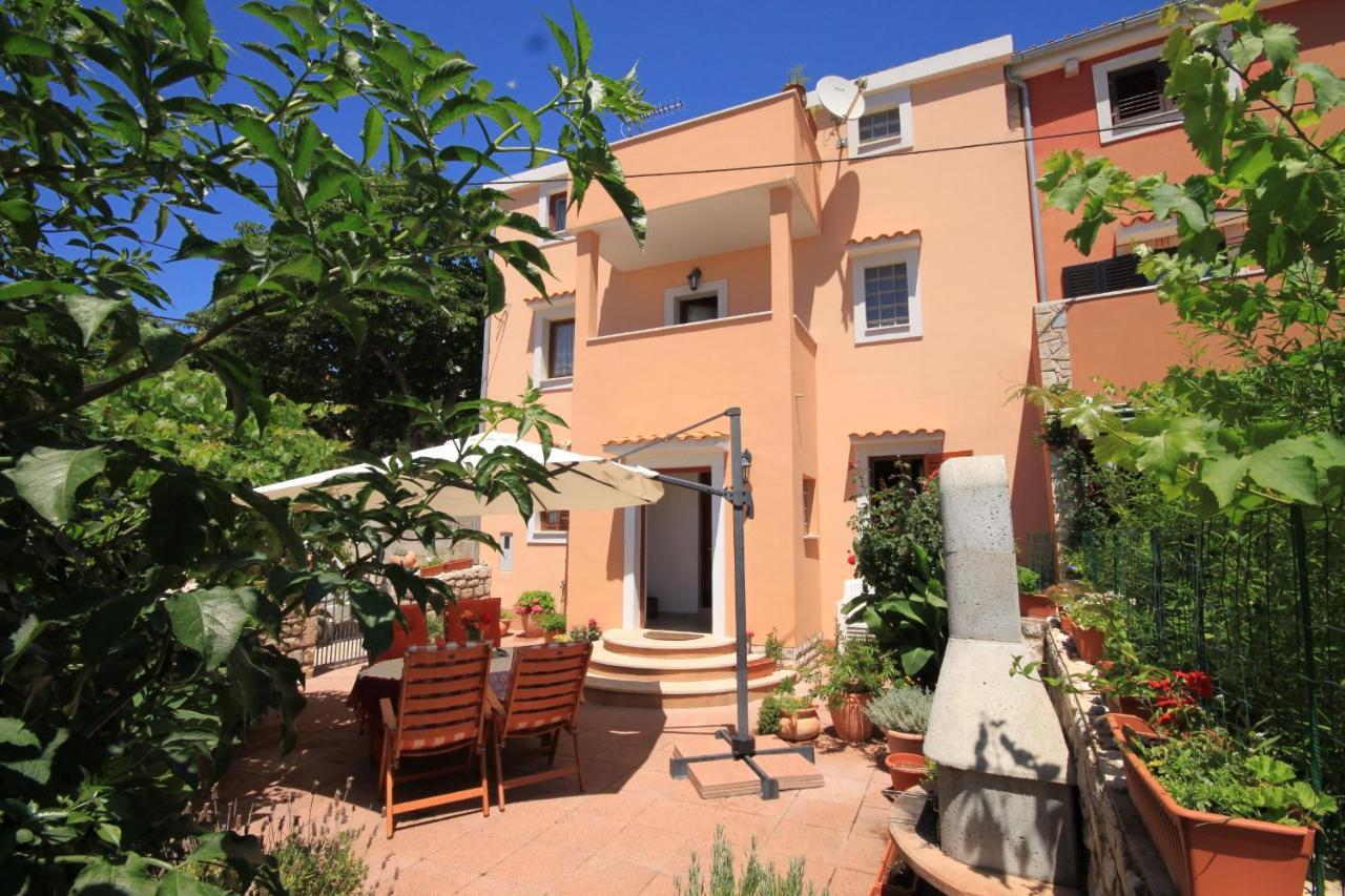 Apartments With A Parking Space Cunski, Losinj - 8010 Luaran gambar