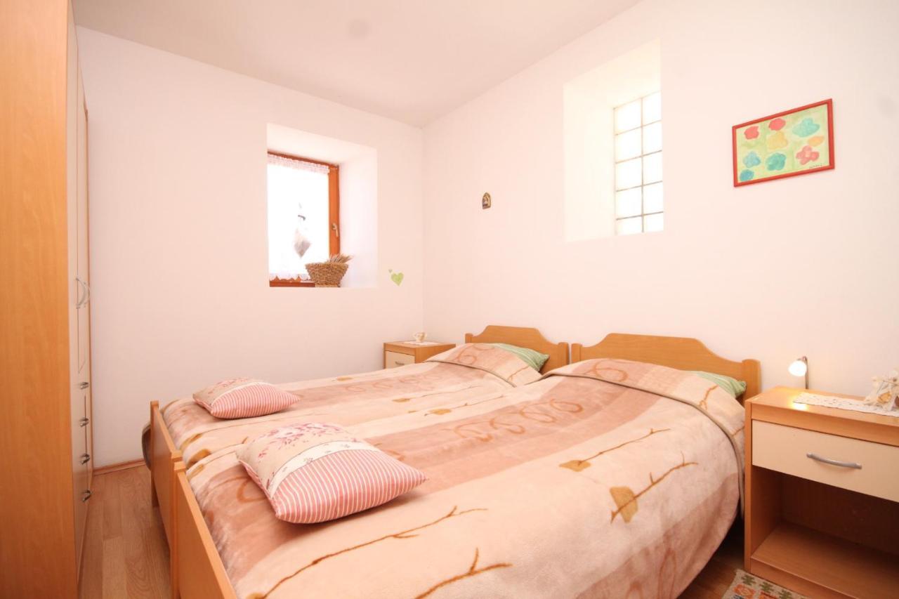 Apartments With A Parking Space Cunski, Losinj - 8010 Luaran gambar